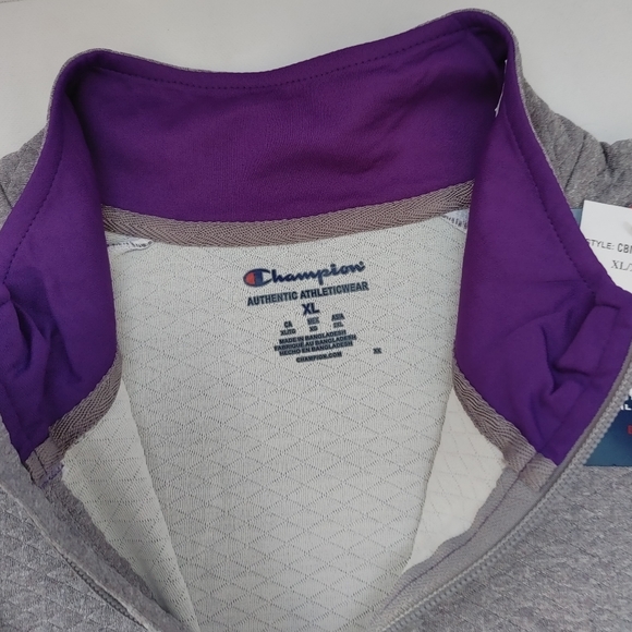 NWT Champion Men's Quarter-Zip Jacket, Heather Gray, Washington Huskies. - Picture 3 of 8